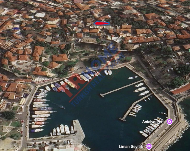 Tarihi Kaleiçinde Tescilli Arsa+ 300m², Butik Otel /Konut /Yatırım Fırsatı